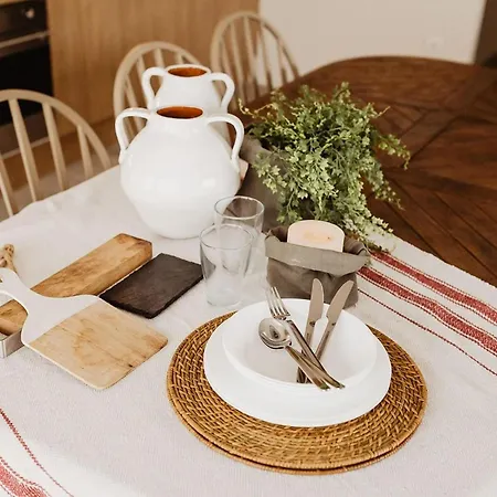 Welcoming Holiday In Leza With Garden Hébergement de vacances