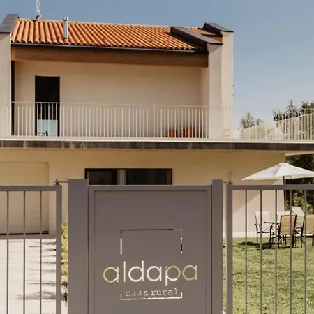 Welcoming Holiday In Leza With Garden Hébergement de vacances
